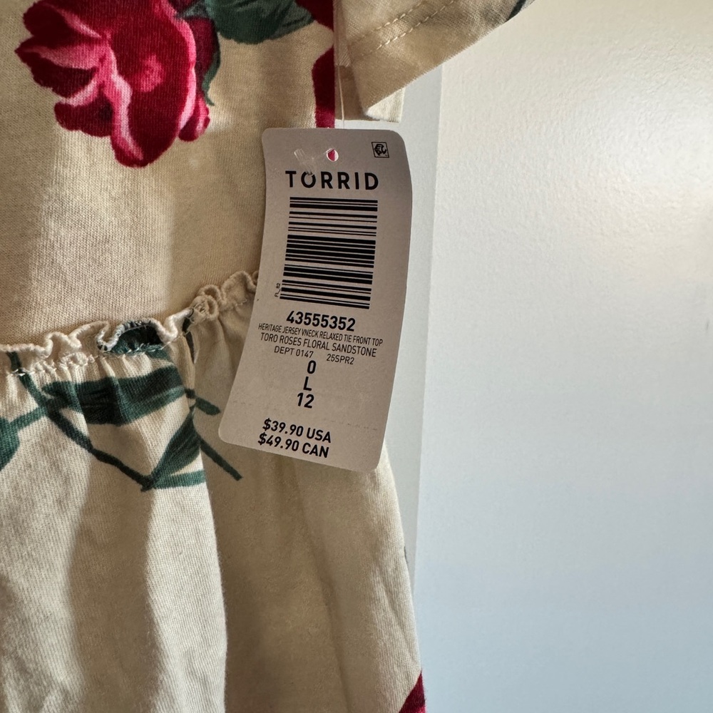 Torrid Floral Top - Picture 4 of 5